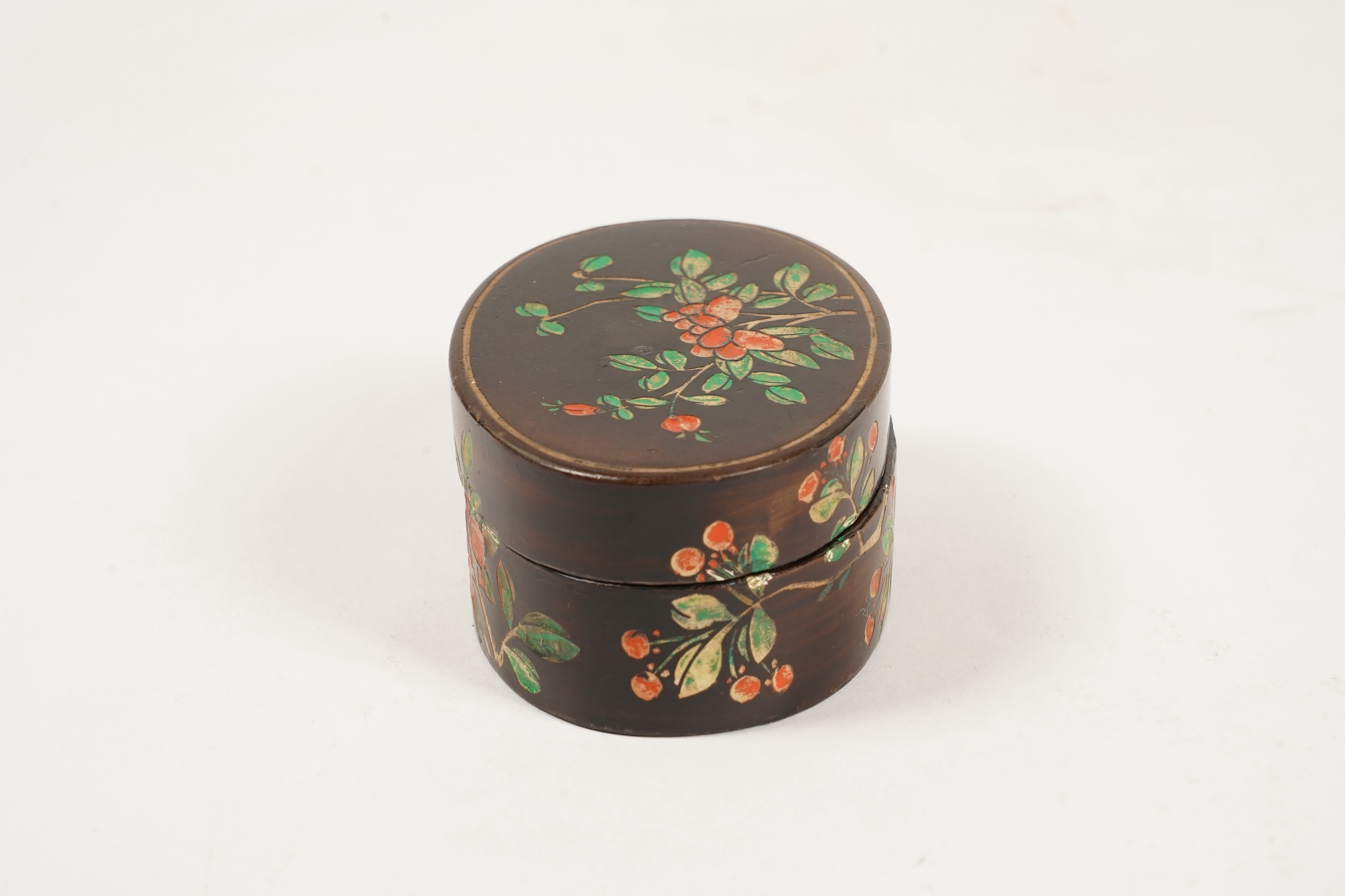 A small Chinese coromandel lacquer oval box, Kangxi period